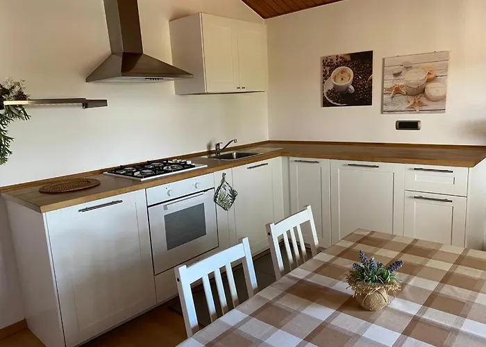 Attico Panoramico Tra E Mare Con Giardino Deluxe פסארו