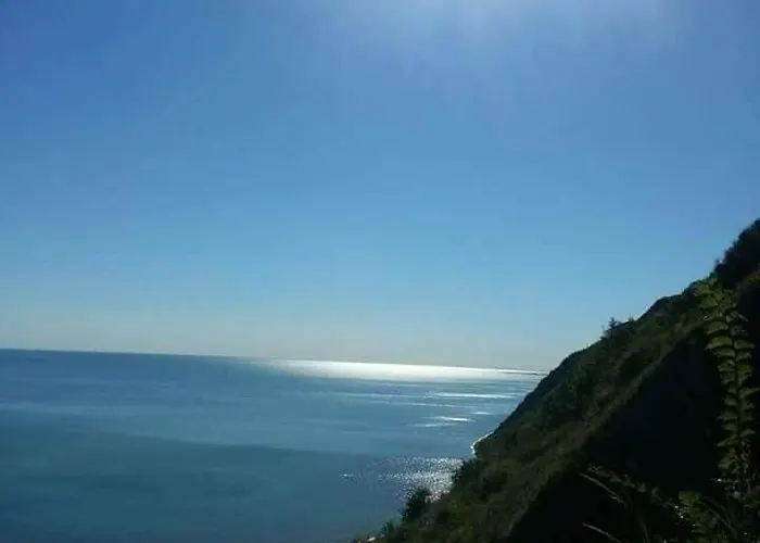 Attico Panoramico Tra E Mare Con Giardino Deluxe * פסארו
