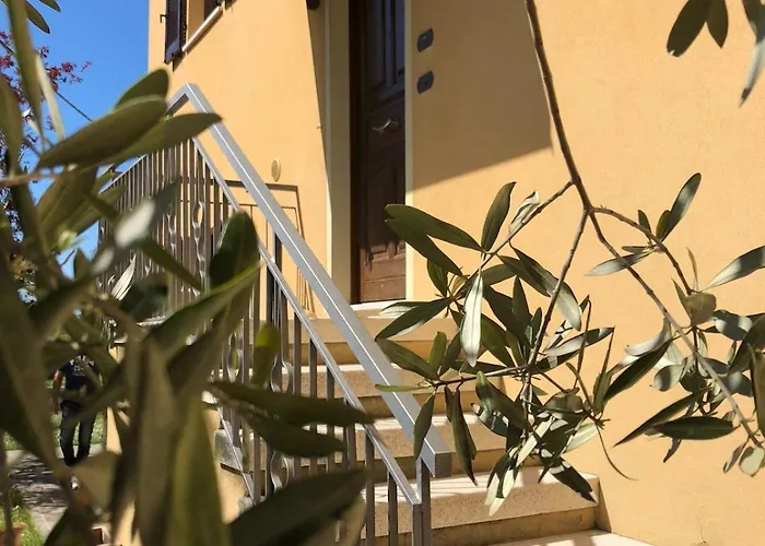 Attico Panoramico Tra E Mare Con Giardino Deluxe פסארו