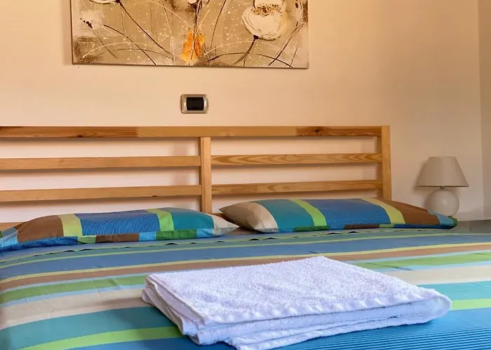 Attico Panoramico Tra E Mare Con Giardino Deluxe דירה פסארו