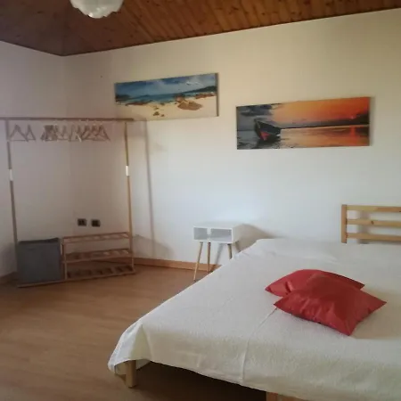 Attico Panoramico Tra E Mare Con Giardino Deluxe