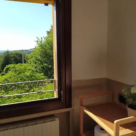 Attico Panoramico Tra Verde E Mare Con Giardino Deluxe Apartment